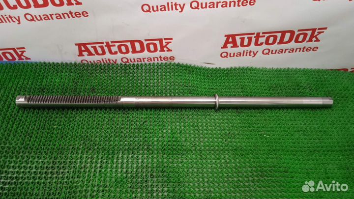 Вал рулевой рейки RHD