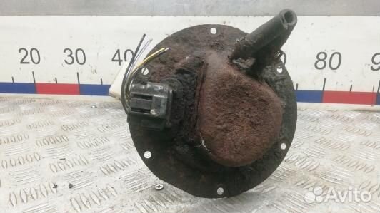 Датчик уровня топлива nissan navara D22 (SEA20M801