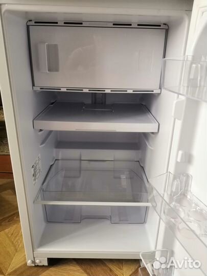 Холодильник бу маленький