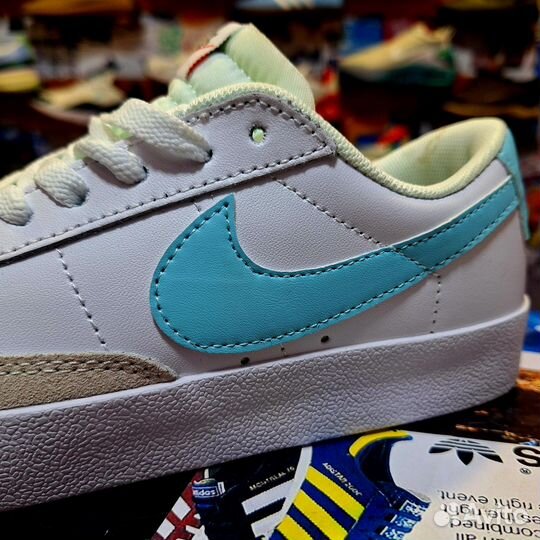 Кроссовки Nike Wmns Blazer Low