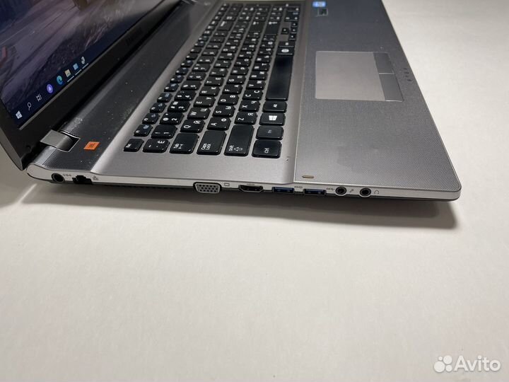 Игровой ноутбук Samsung i7/16gb/2видекарты/SSD+HDD