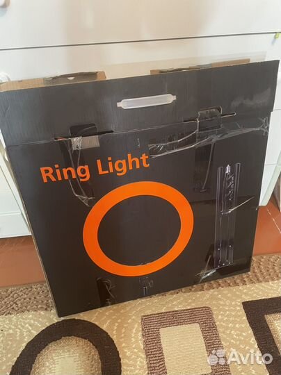 Кольцевая лампа