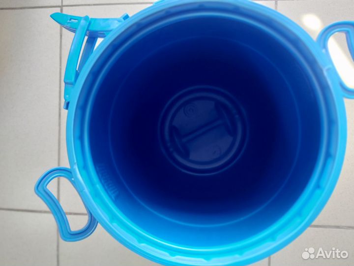 Бочка пластиковая 35л б/у