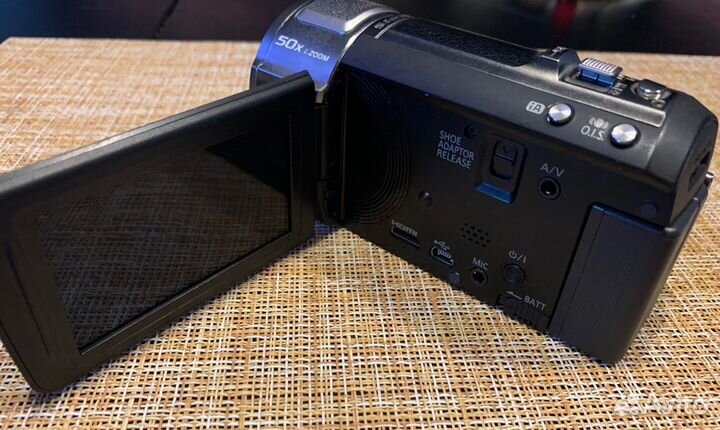 Видеокамера panasonic HC-V710