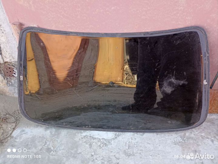 Стекло заднее Тайота carina Е Седан