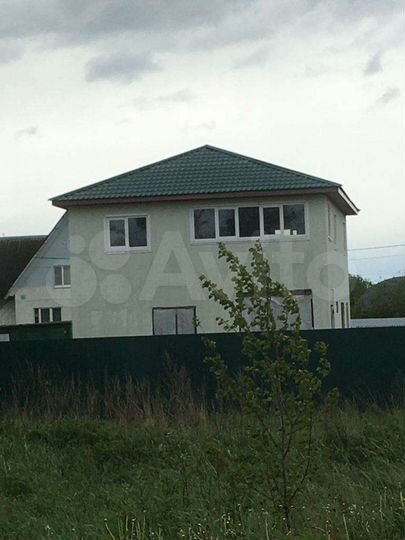 Дом 214 м² на участке 20 сот.