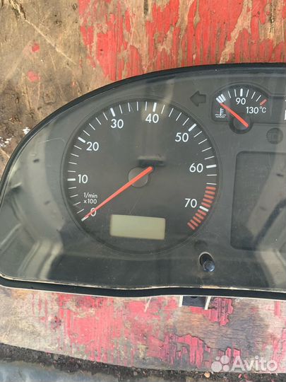 Панель приборов volkswagen passat b5 3B1 919 880