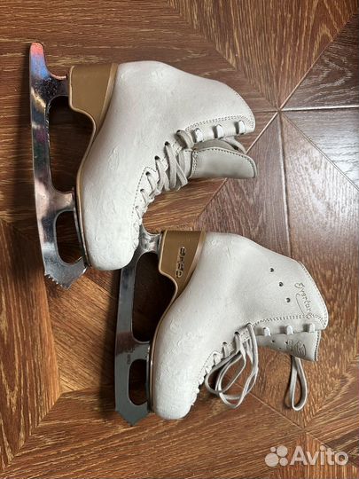 Коньки фигурные edea overture 195