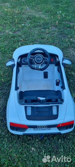 Детский электромобиль audi
