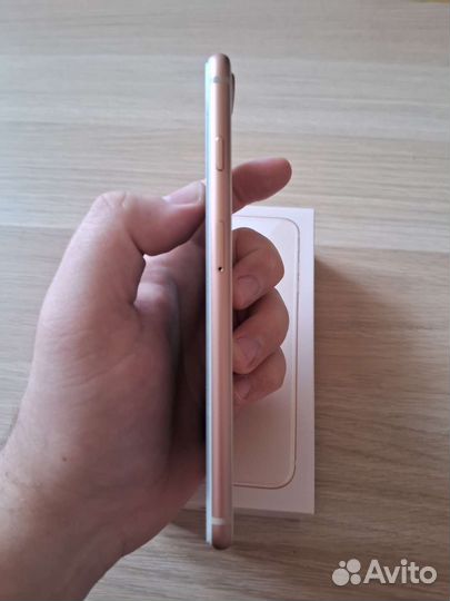 Телефон iPhone 8 plus