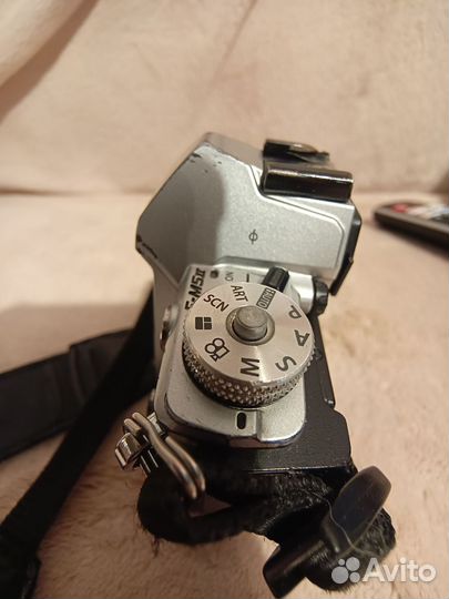 Фотоаппарат Olympus E-M5 II Body