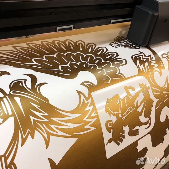 Наклейки, стикеры, реклама на авто плотерная резка