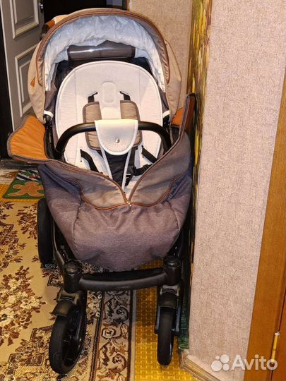 Прогулочная коляска Camarelo elix