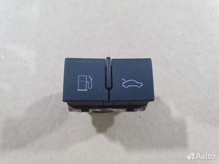 Кнопка открытия багажника Audi A6 4F/C6 2007