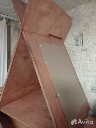 Домик для кошки с когтеточкой бу