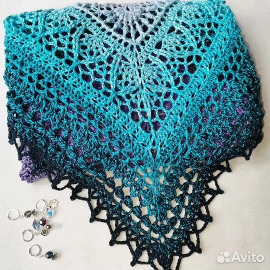 Бактус (платок, шаль, шарф) ручная работа