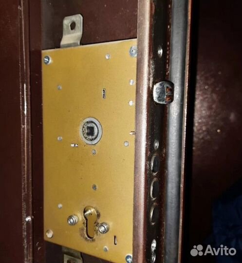 Вскрытие и взлом замков, замена замков и установка