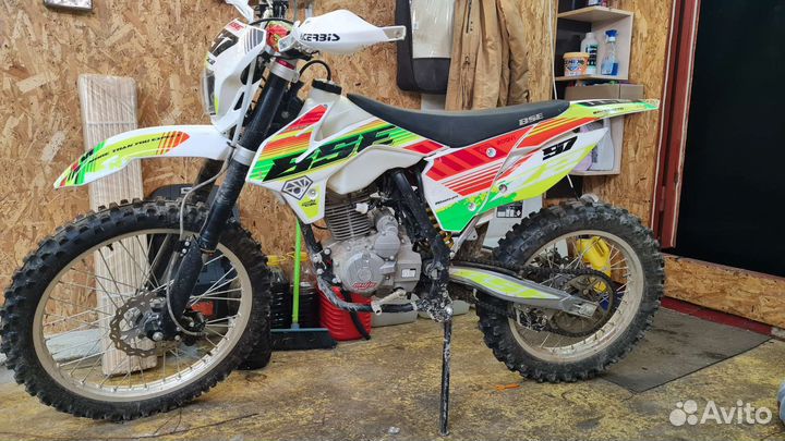 Кроссовый мотоцикл BSE Z2 21/18