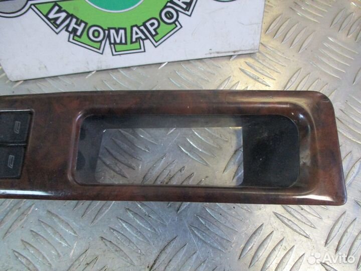 Блок управления стеклоподъемниками Audi A8 D2