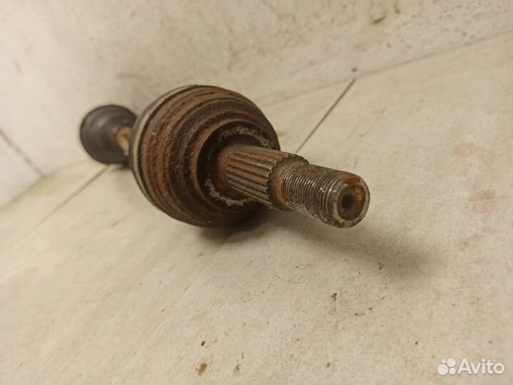 Привод передний левый 391015451R