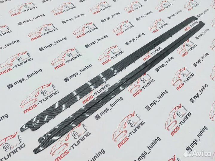 Лезвия порогов BMW X6 F16 M-Perfomance Под карбон