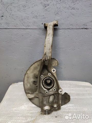 Кулак поворотный передний правый Audi A6 C7 cyga