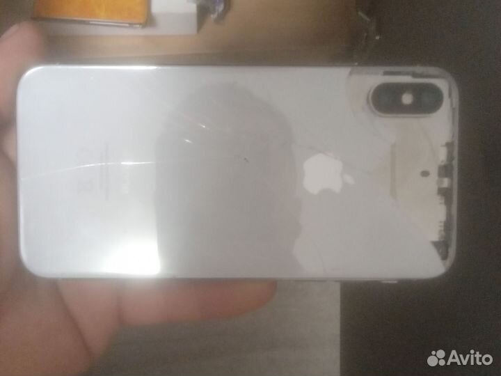 iPhone X, 64 ГБ