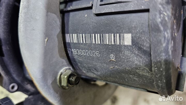 Вентилятор охлаждения катализатора BMW 7 E38