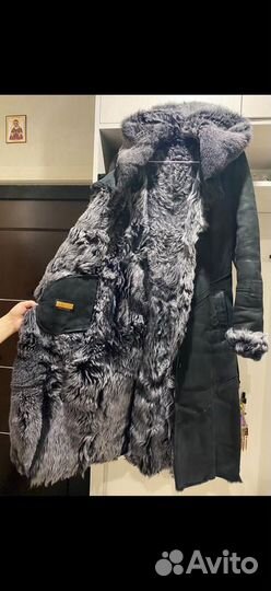 Дубленка женская из тосканы 42-44 чёрная, очень тё