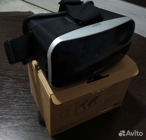 Очки виртуальной реальности hiper VRW