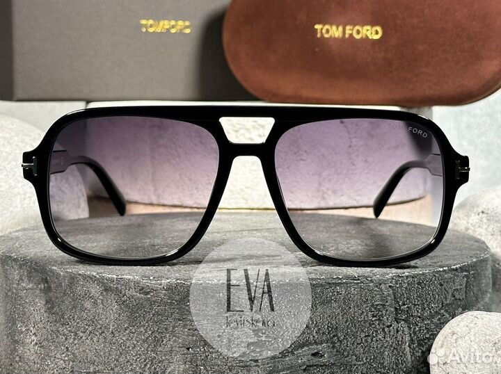 Очки Tom Ford Falconer-02 TF884 01A 2