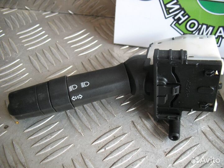 Переключатель подрулевой Chery Very A13 2012г