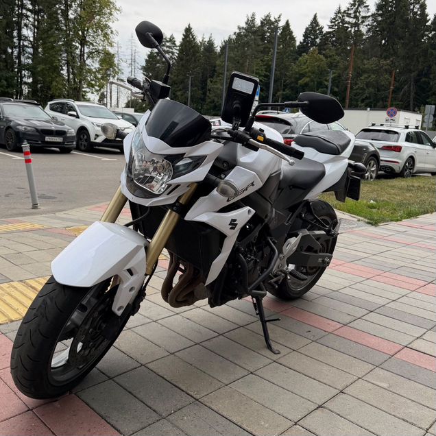 Suzuki GSR 750, 2015, 32 000 км