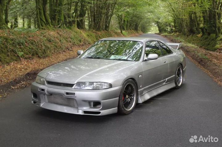 Передний бампер GT-R на Nissan Skyline R33