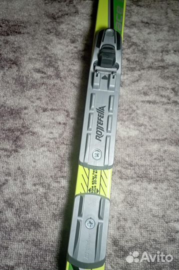 Лыжи с ботинками б/у