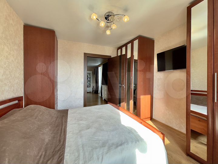 3-к. квартира, 65 м², 11/12 эт.