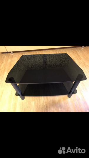 Стеклянная тумба под тв