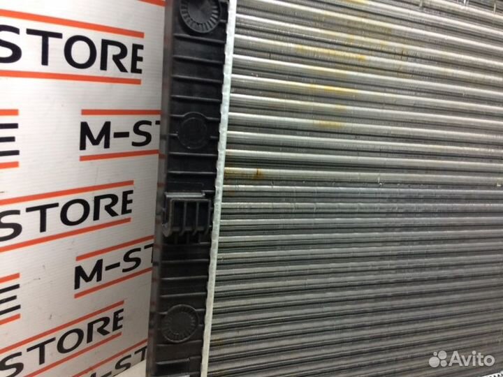 Радиатор двс Mercedes-Benz V-Class W638