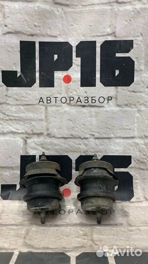 Подушка двигателя передняя правая Infiniti M37 Y51