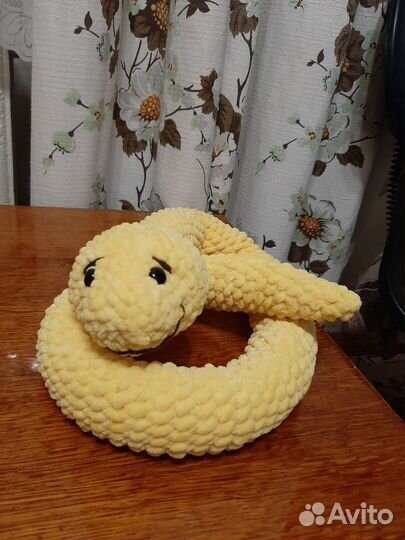 Змея вязанная крючком