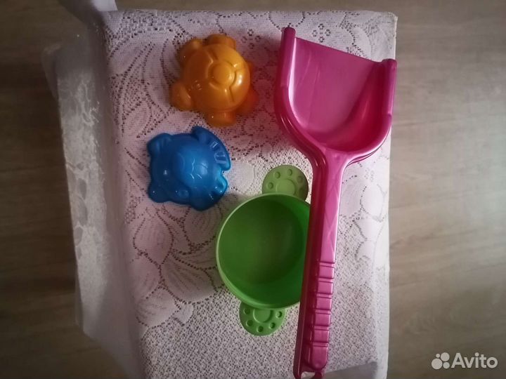 Игрушки