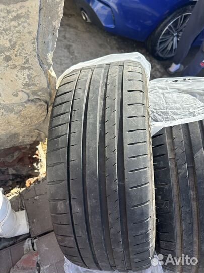 Michelin Pilot Sport 4 225/45 R18 и 255/40 R18