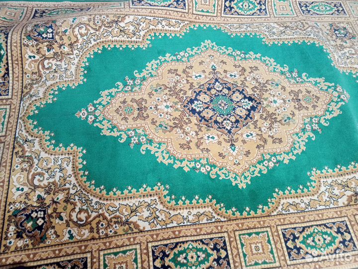 Ковер шерстяной 2 на 3 со стены