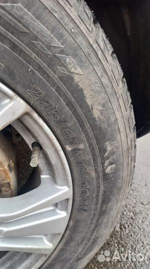 Yokohama Advan Neova AD08R 225/65 R17