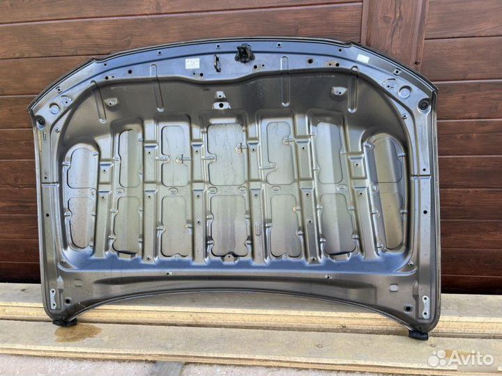 Капот Toyota Land Cruiser 200 2008-2015