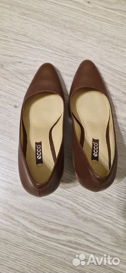 Новые Туфли Ecco рр39