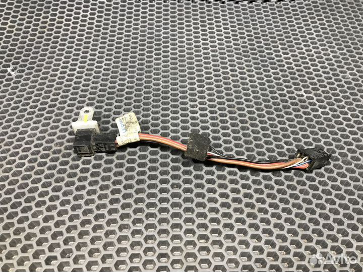 Проводка моторчика печки mercedes W203 W463