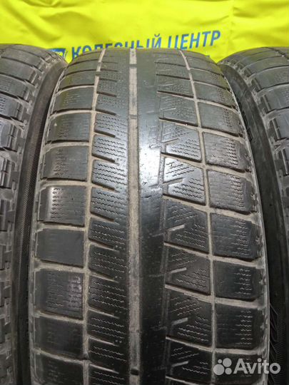 Bridgestone Blizzak Revo GZ 215/60 R17