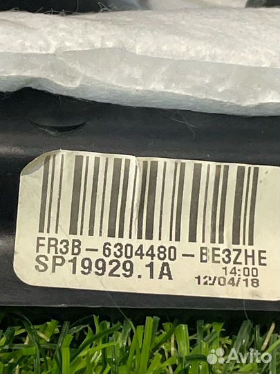 Декоративная накладка торпедо Ford Mustang 6 рест