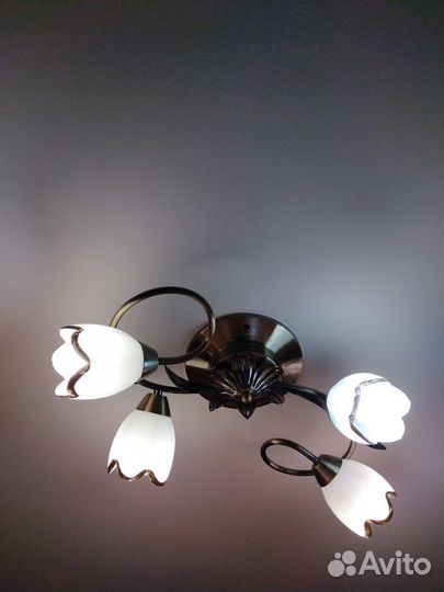 Люстра потолочная бу
